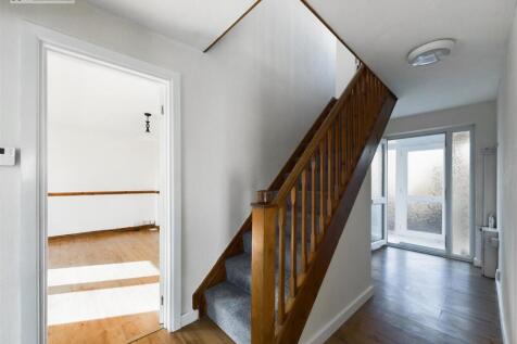 Hallway .2.jpg