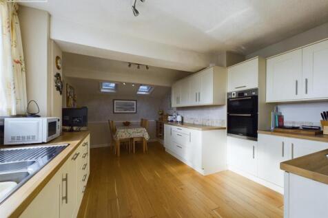 Kitchen Breakfast Room iv.jpg