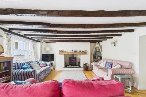 Sitting room new iv.jpg