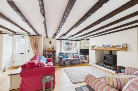 Sitting room new v.jpg