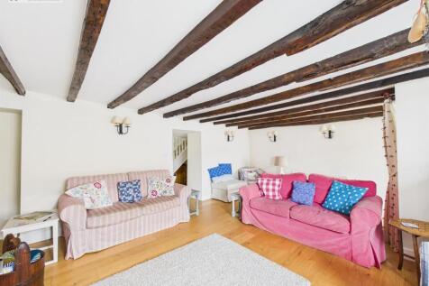 Sitting room new iii.jpg