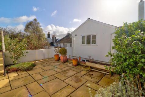 Rear garden ii.jpg
