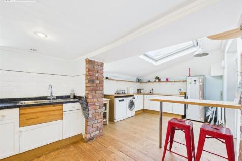 Kitchen breakfast room iii.jpg