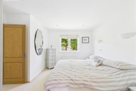 Bedroom 2.jpg