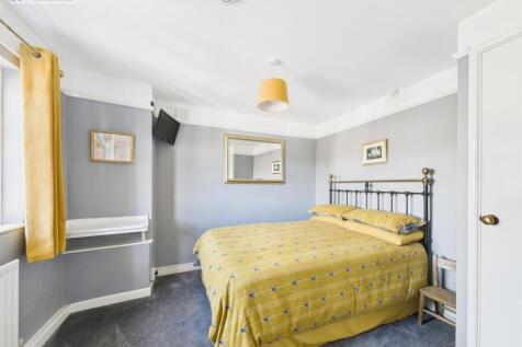 Bedroom 4 .1.jpg