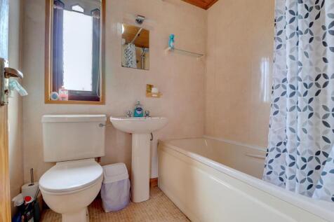 Bathroom .jpg