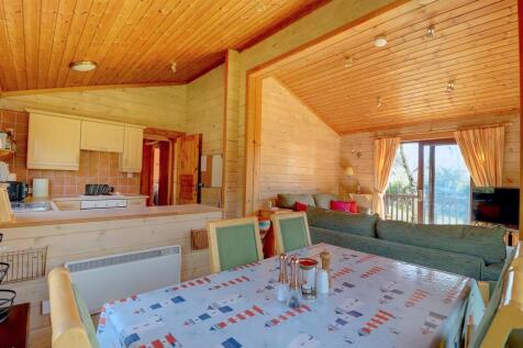 Living Area .4.jpg