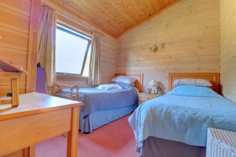 Bedroom 2.jpg