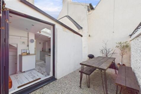 Rear Courtyard.jpg