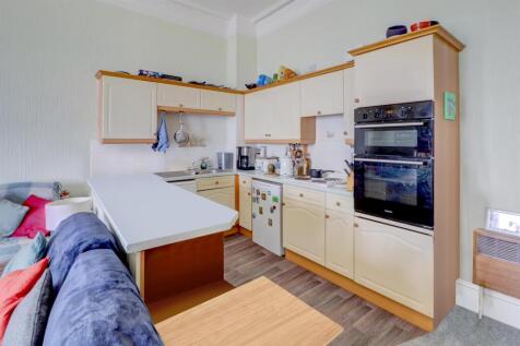 Kitchen ii.jpg