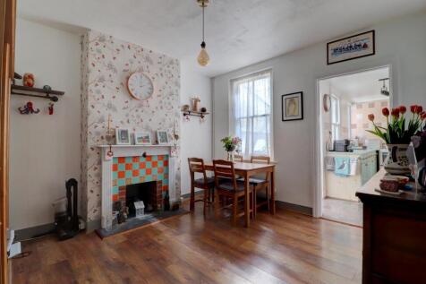 Dining room.jpg
