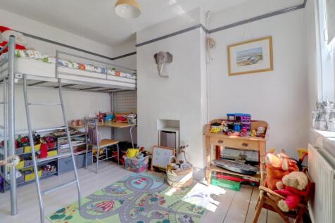 Bedroom 2.jpg