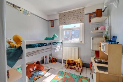 Bedroom 3.jpg