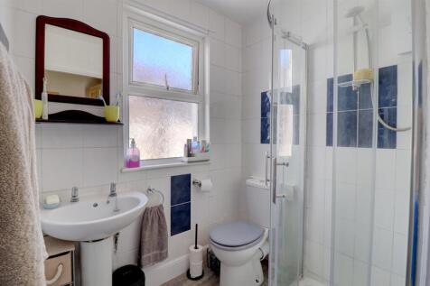 Shower room.jpg