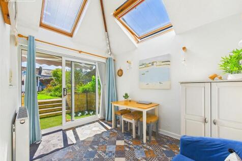 Sun Room .2.jpg