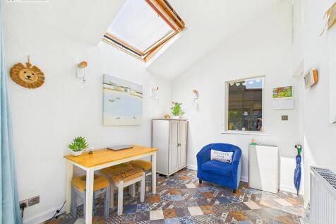 Sun Room .1.jpg