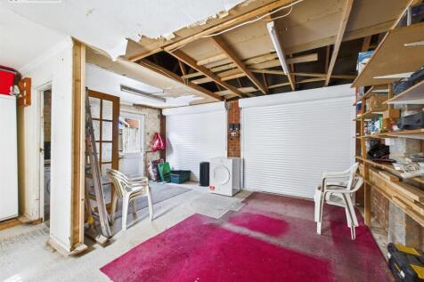 Double Car Garage