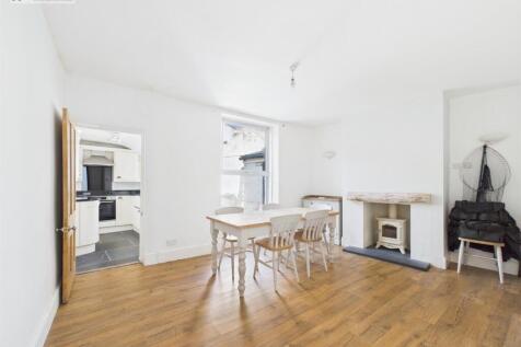 Dining Room .1.jpg