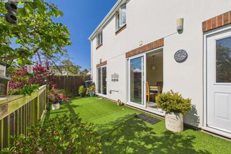 Rear garden iii.jpg