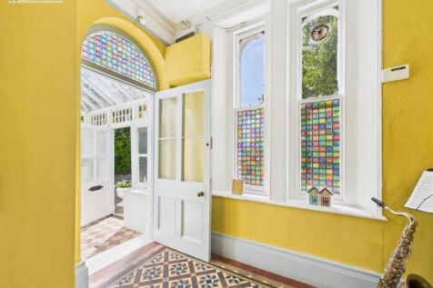 Entrance ii.jpg