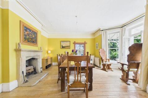 Dining room.jpg