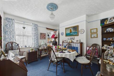 Dining Room .1.jpg
