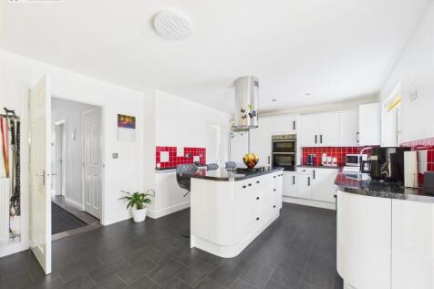 Kitchen Diner iii.jpg