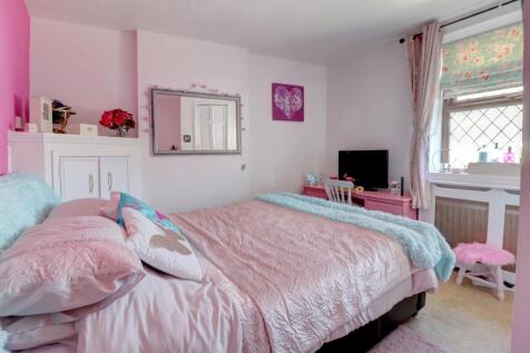Bedroom 2.jpg