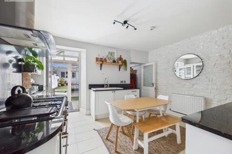 Kitchen Diner .2