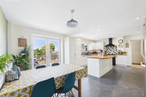 Kitchen Diner .1.jpg