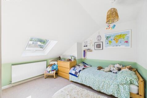 Bedroom 4 .1.jpg