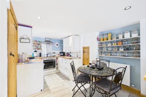 Kitchen Diner .1.jpg
