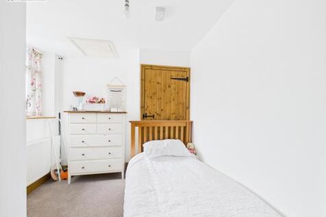 Bedroom 2 .1.jpg