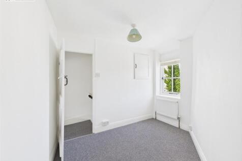 Bedroom 2.jpg