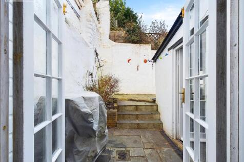 Rear Courtyard .3