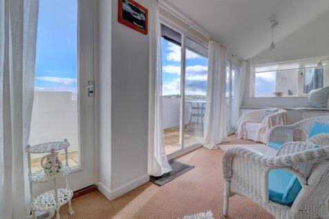 Sitting Room .1.jpg