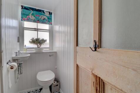 Cloakroom.jpg