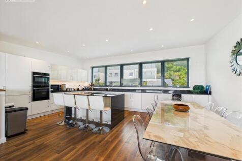 kitchen overall