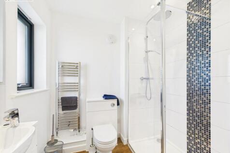 g/f shower room