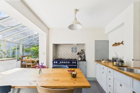 Kitchen Breakfast room ii.jpg