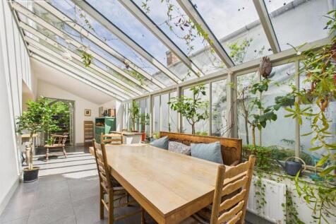 Dining area iii.jpg