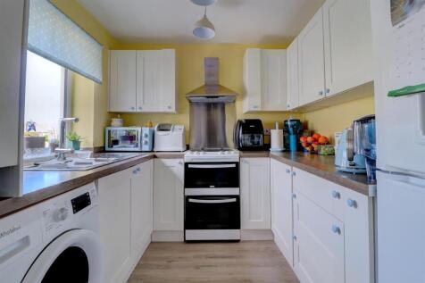 Kitchen .1.jpg
