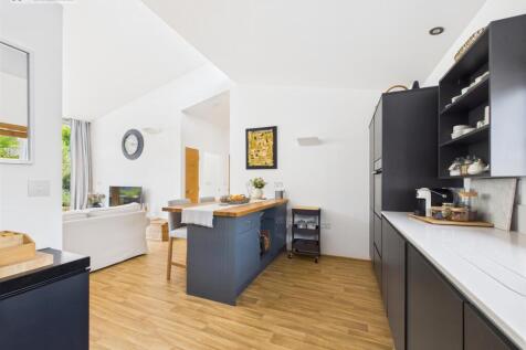 Kitchen iv.jpg