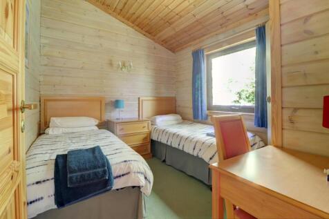Bedroom 2.jpg