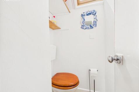 downstairs wc