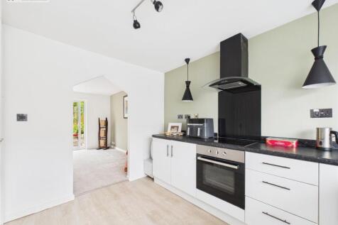 kitchen .3.jpg
