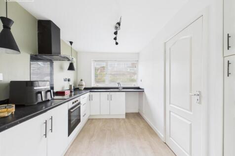 kitchen .1.jpg