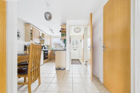 kitchen diner .1