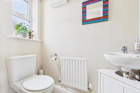 downstairs wc