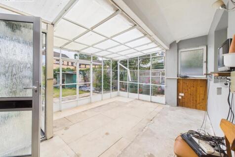 sun room 1.jpg